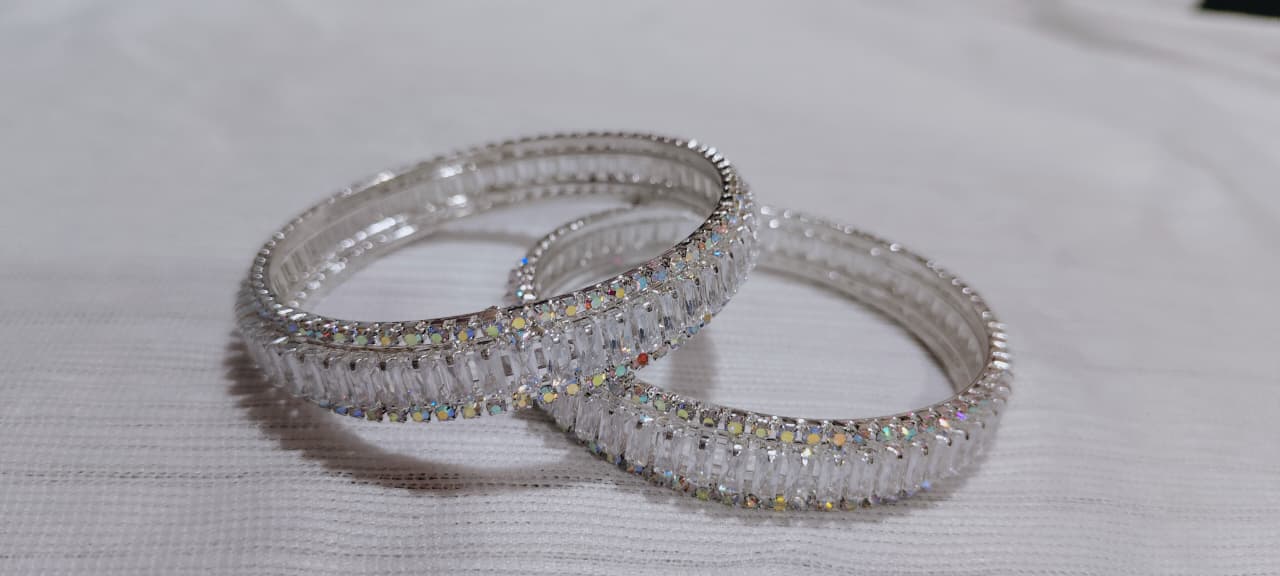 Premium AD Designer bangles - Image 5
